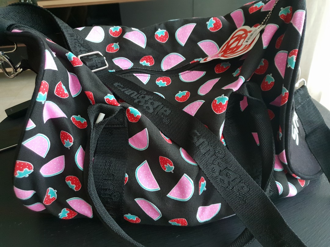 smiggle gym bag