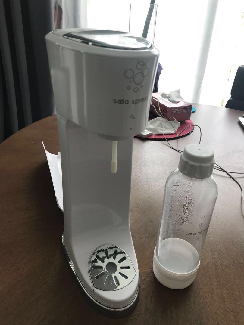 SodaXpress Sparkling Water Machine ramadan50, TV & Home Appliances