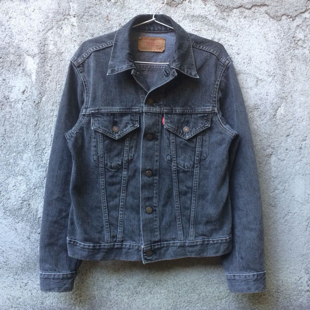 levi's charcoal trucker jacket