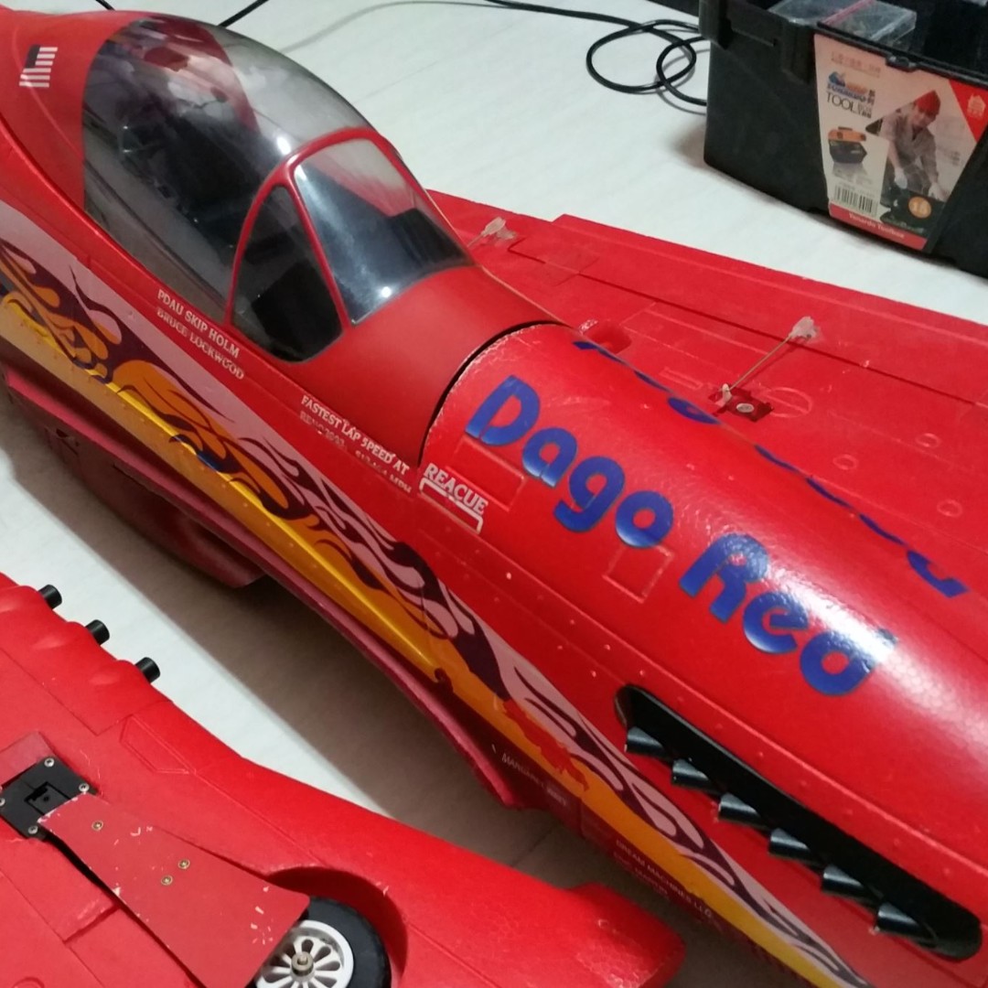 dago red rc plane