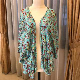 Pull&Bear Floral Outer
