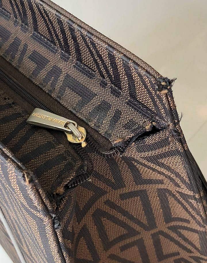 Authentic Diana Valentino Bag, Luxury, Bags & Wallets on Carousell