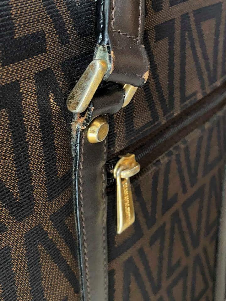 Diana valentino bag price clearance