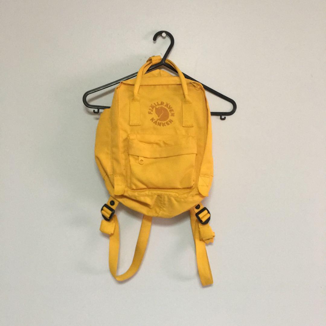 yellow fjallraven kanken mini