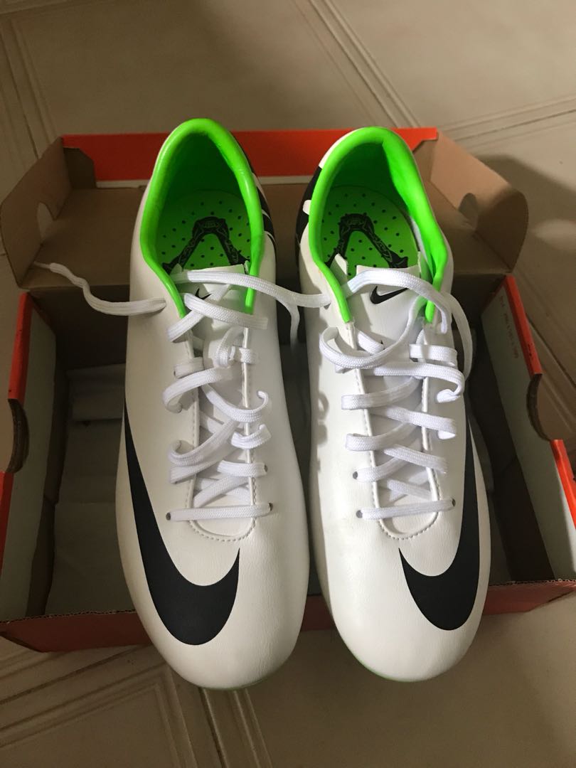 nike mercurial veloce fg