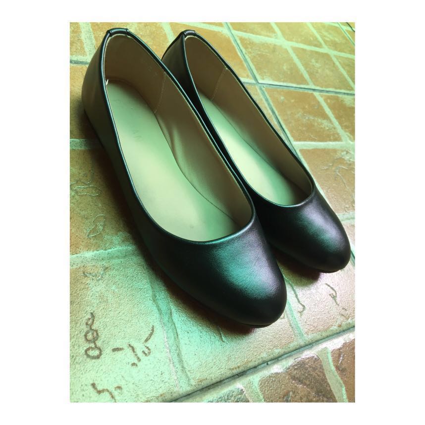parisian black shoes