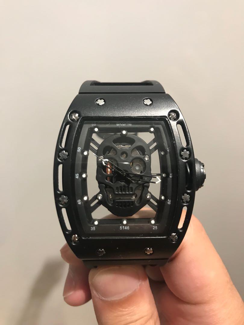 skone skeleton watch