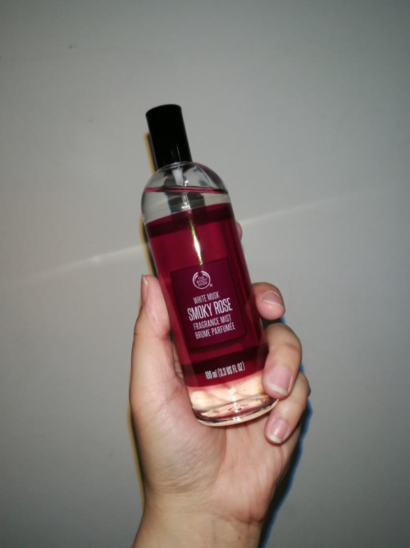 The body shop white 2025 musk smoky rose shower gel