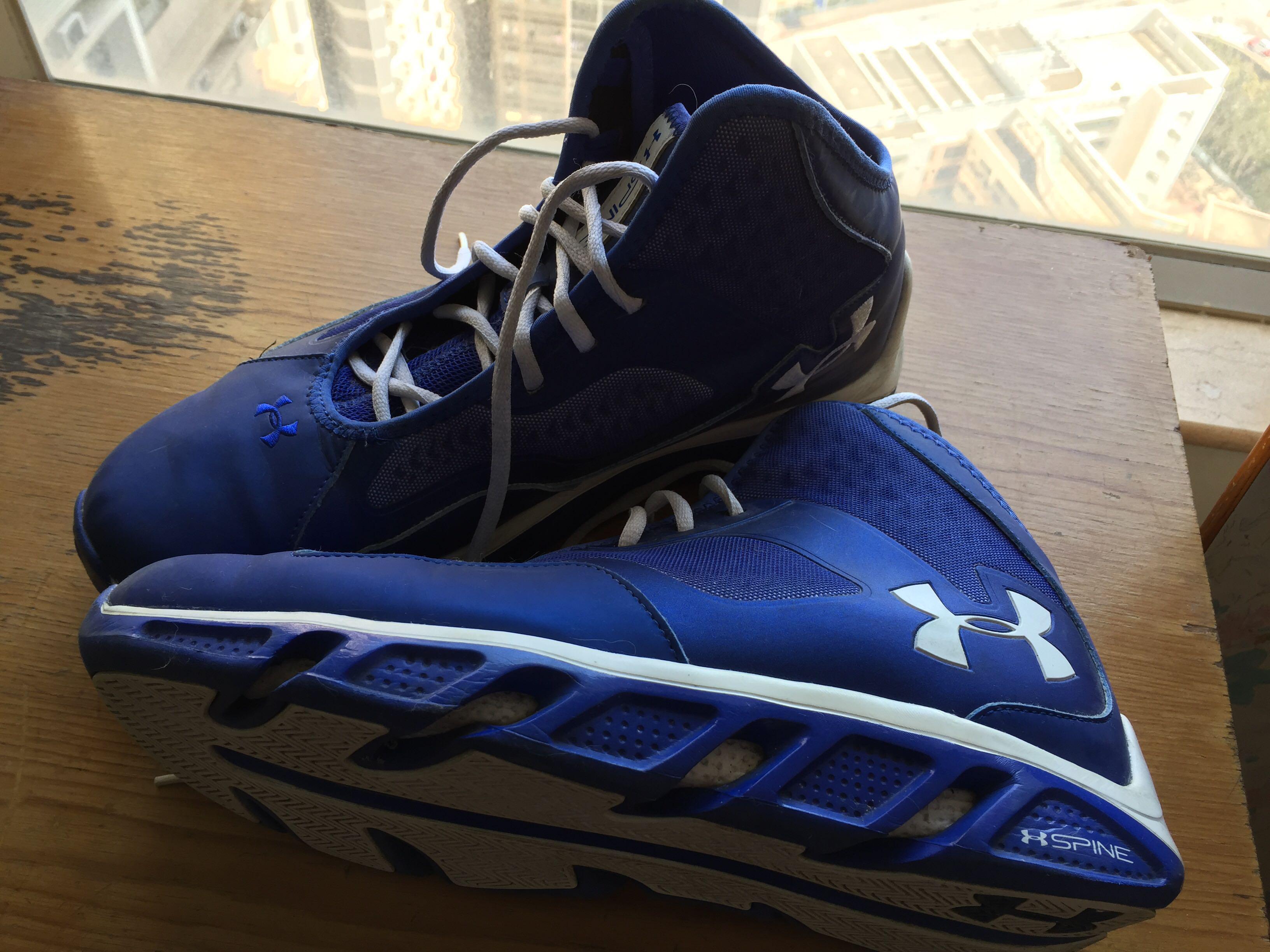 under armour spine basketball shoes