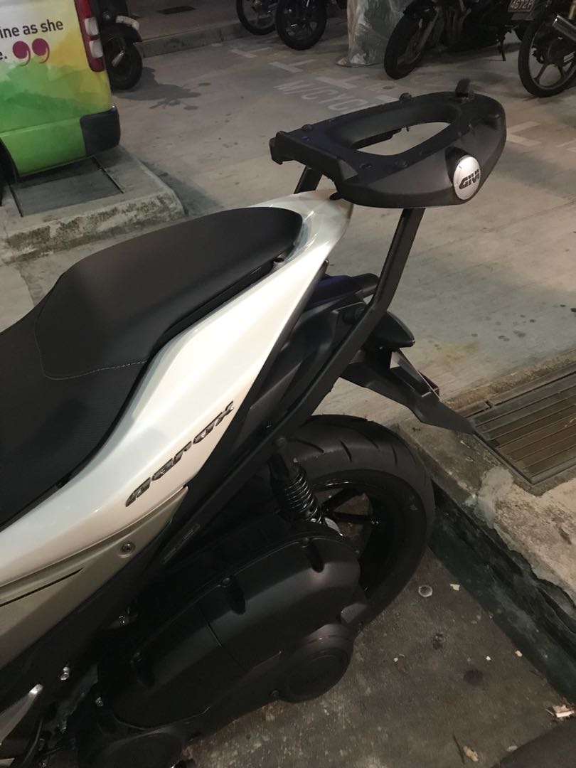 givi box rack