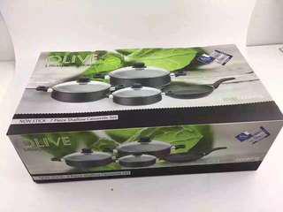 Olive cookware