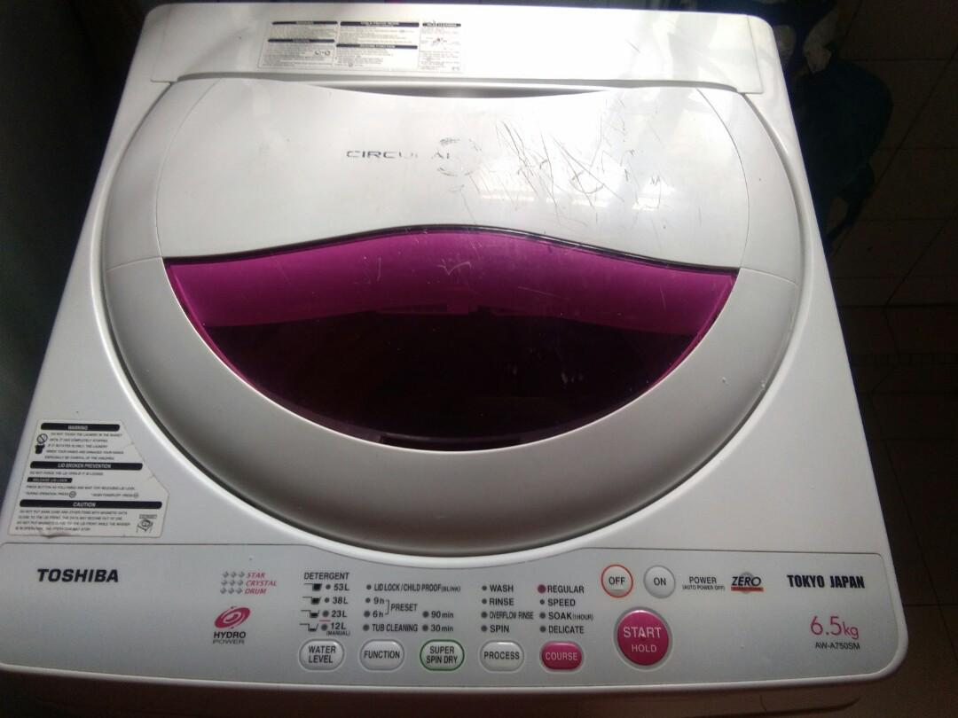 2nd hand washing machine Toshiba, TV & Home Appliances, Washing