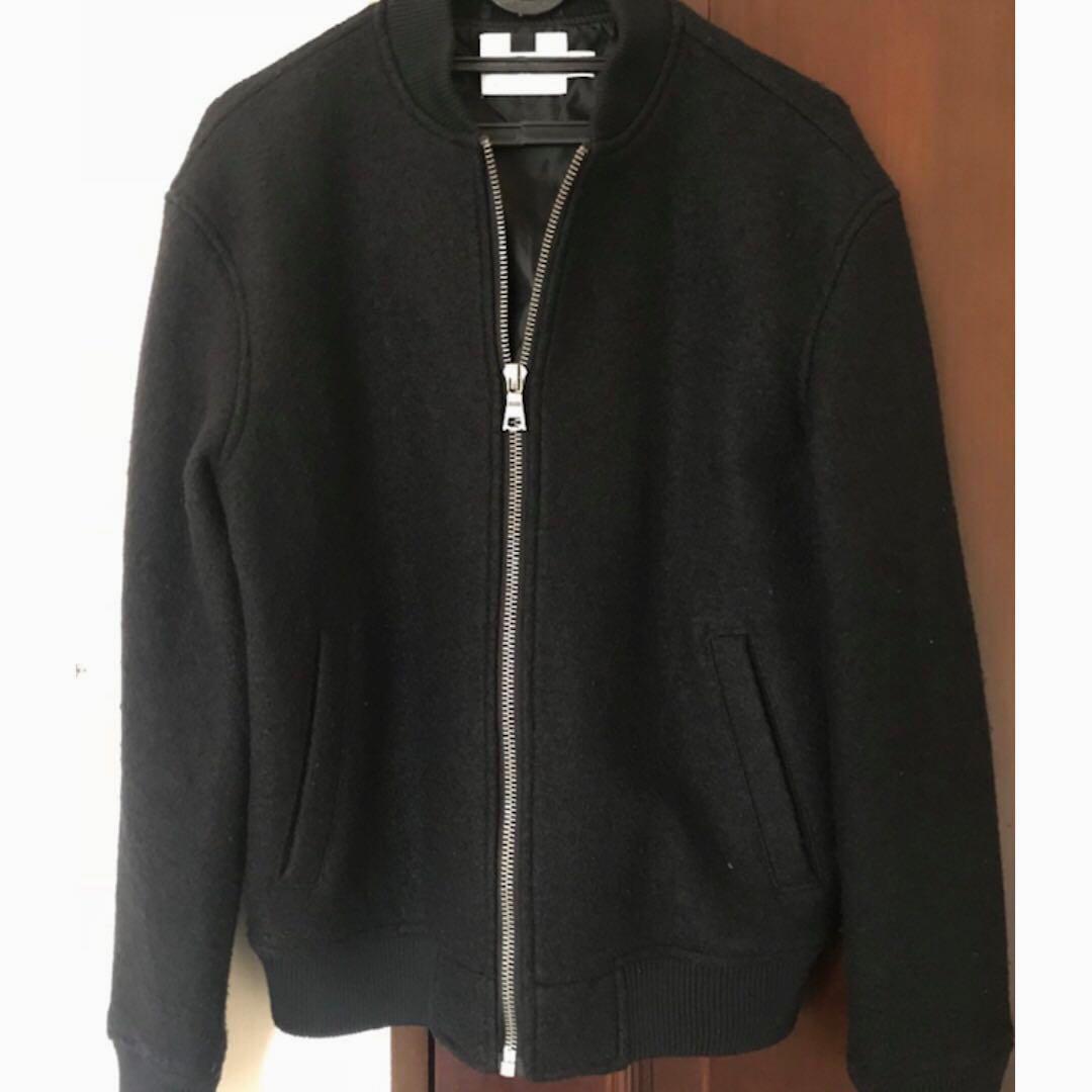 BOMBER JACKET JAKET TOPMAN size SMALL Fesyen Pria Pakaian di