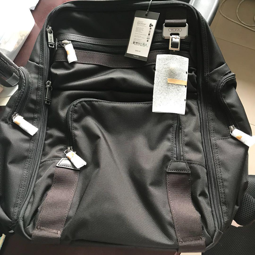 Tumi gilman top