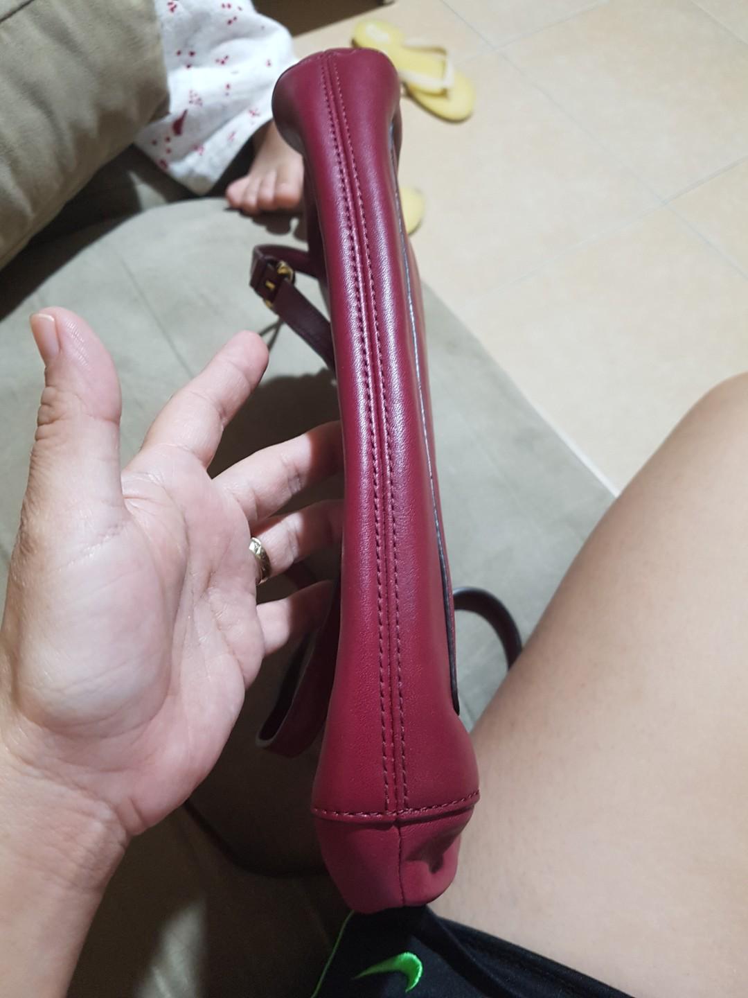 Coach Cherry Red Sling bag, Women's Fashion, Bags & Wallets, Crossbody