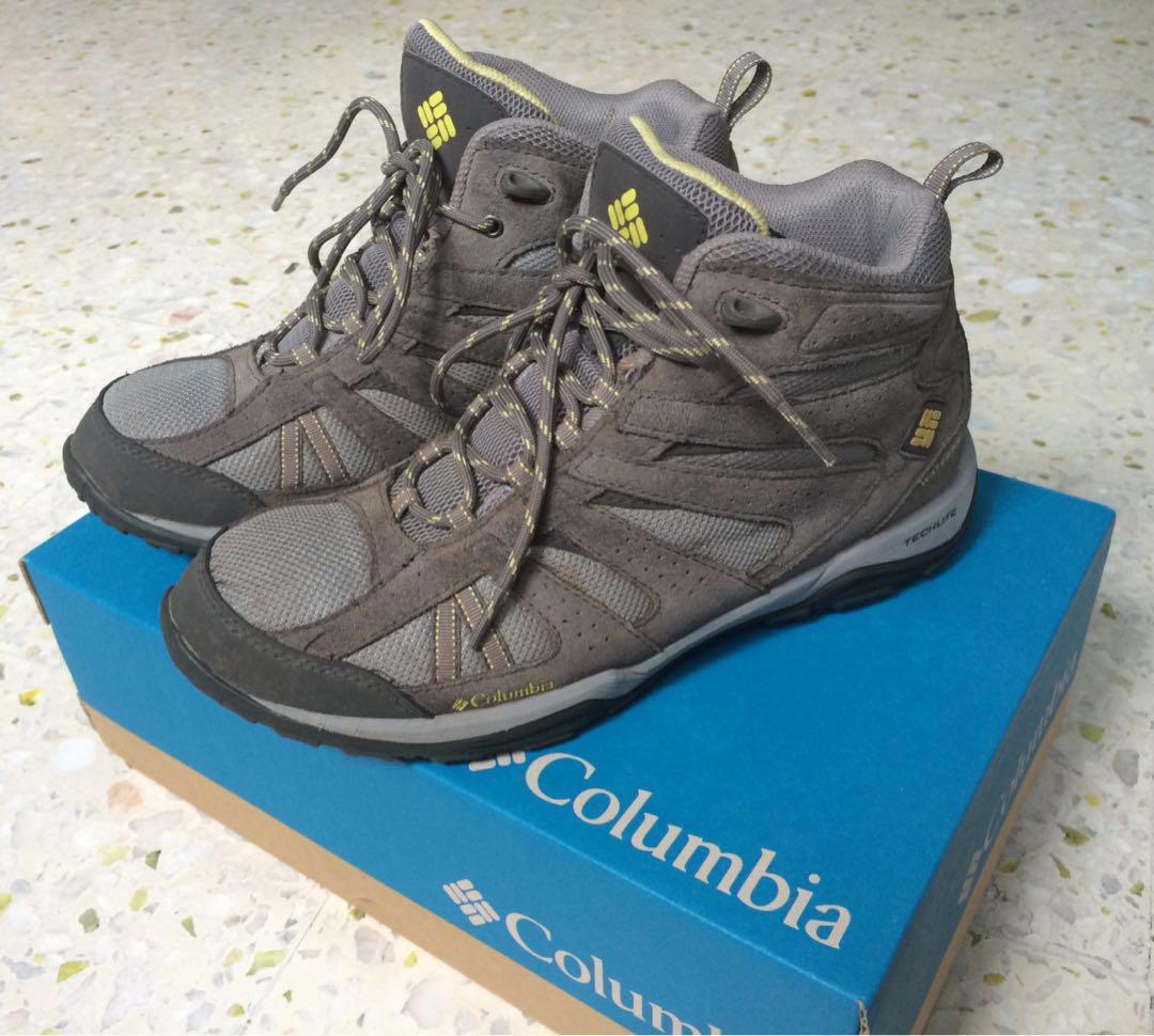 columbia hiking shoes sale
