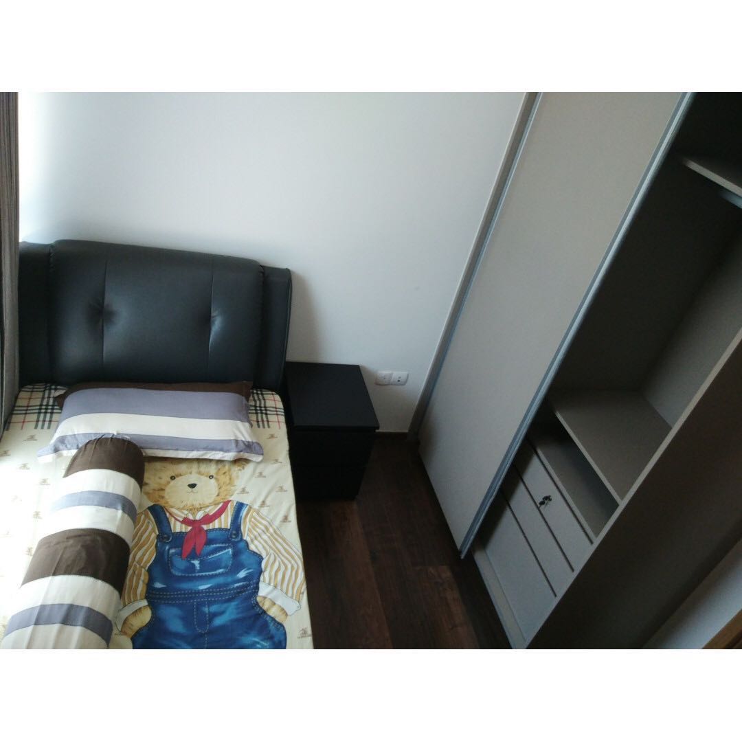 (Category: ) located in . Submitted by daveonearth (Listing ID 170542670, Image 1). Description: .