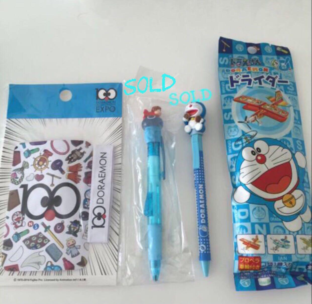 Doraemon Ponyo Pens Cardholder Collectible Toy Plane Toys