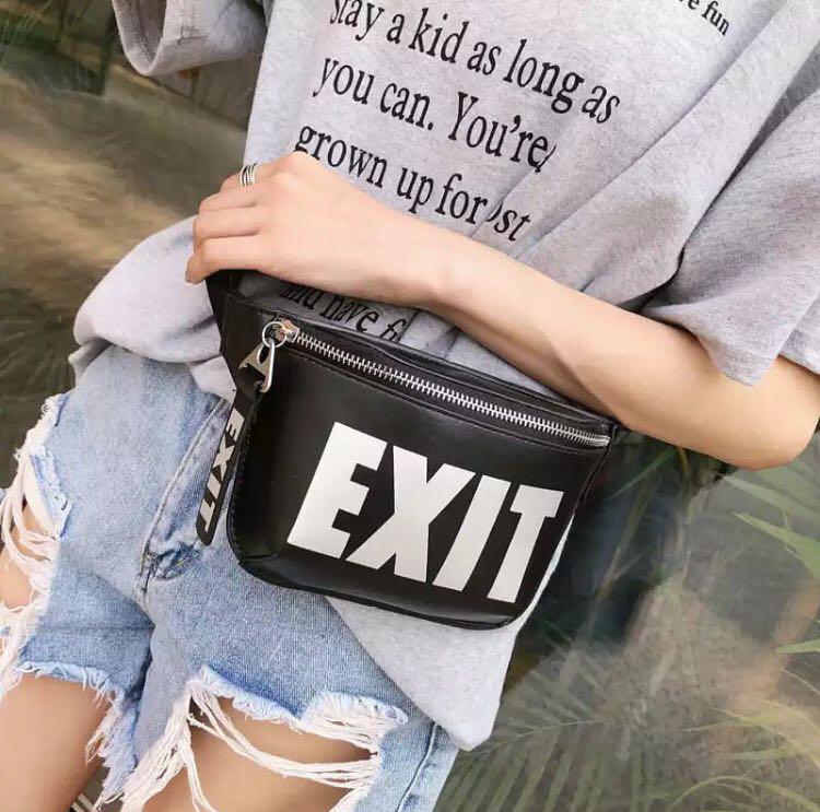 Exit fanny pack clearance