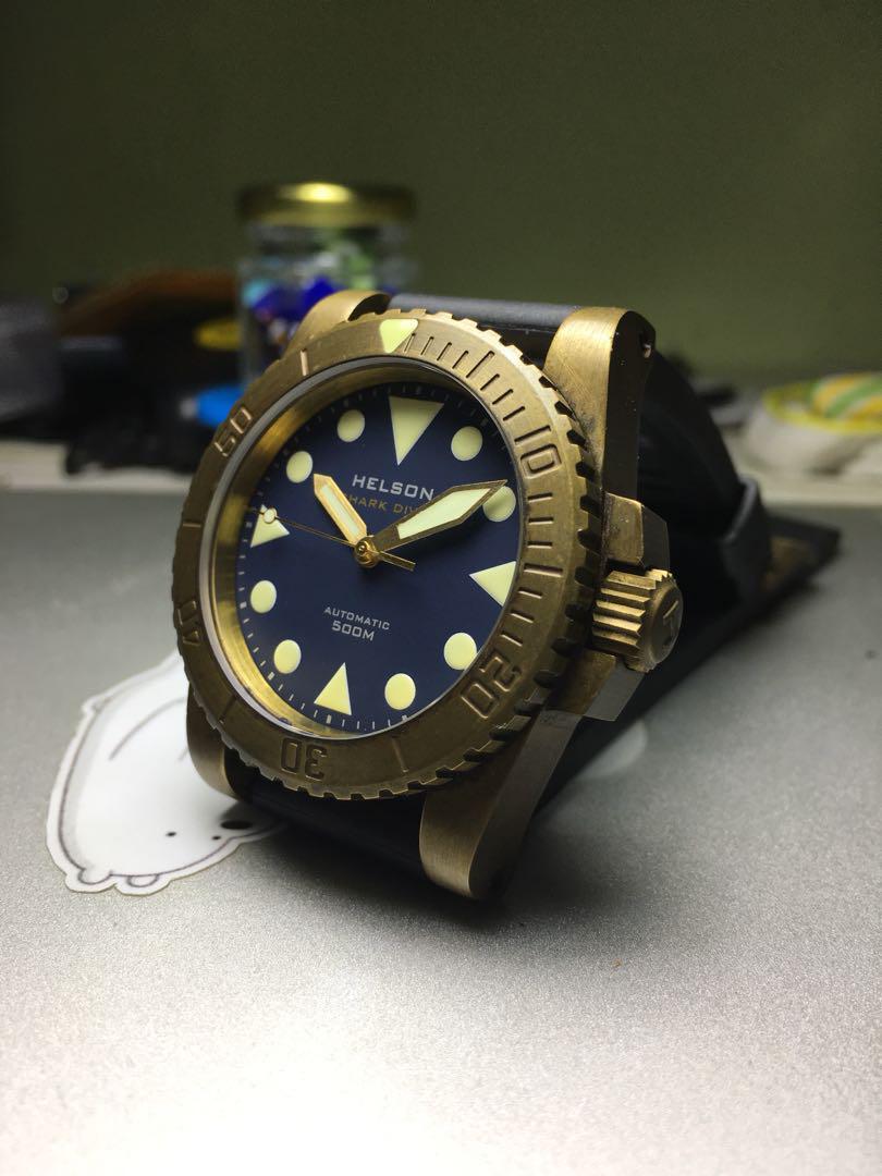 HELSON Shark Diver 42 Brass