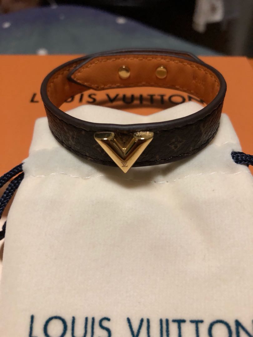 Genuine LV Essential V bracelet silver, Luxury, Accessories on Carousell