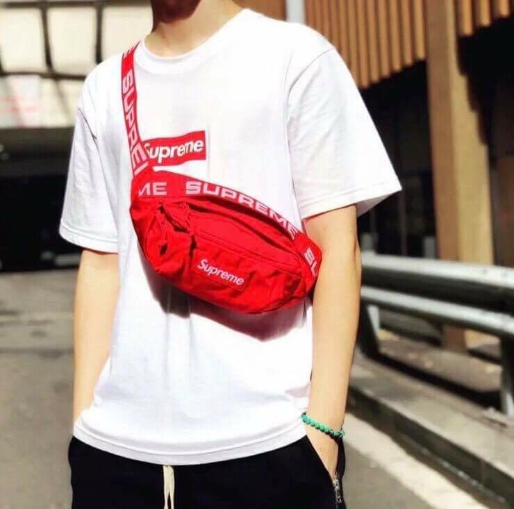 【Supreme】 18ss 44th Waist Bag, Men&#39;s Fashion, Bags & Wallets, Sling Bags on Carousell