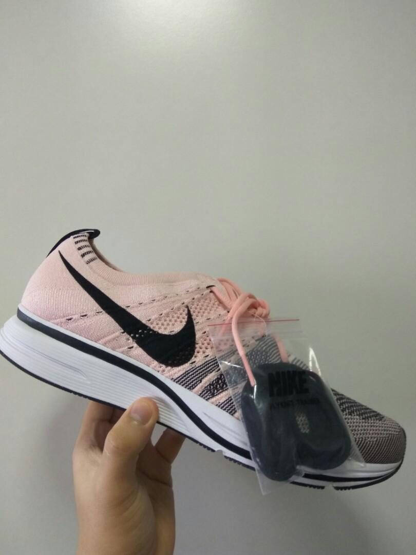 Flyknit trainer (sunset tint / black - white) online