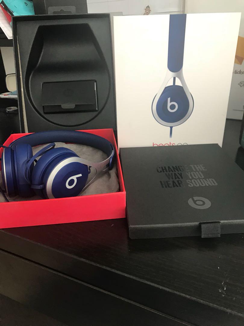 beats ep headphones blue
