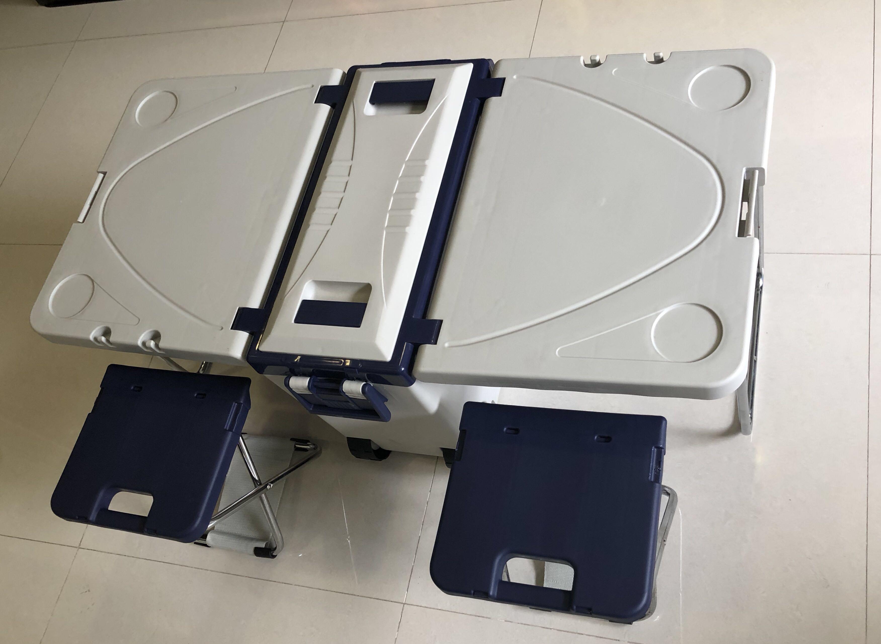cooler box with table and chairs
