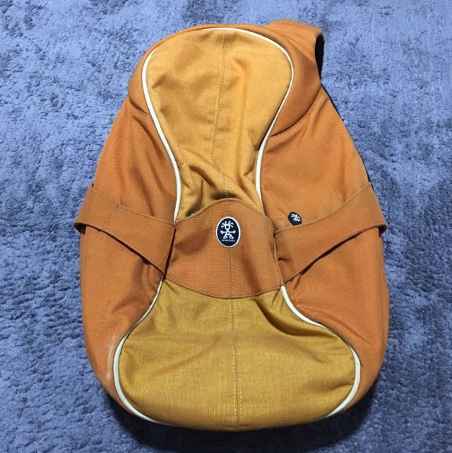 Crumpler Sheep Scarer Backpack, Men's Fashion, Bags, Belt bags