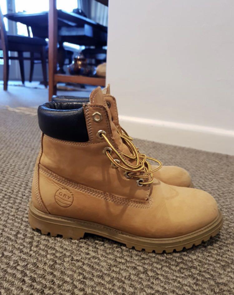 Greyder boots, Men's Fashion on Carousell