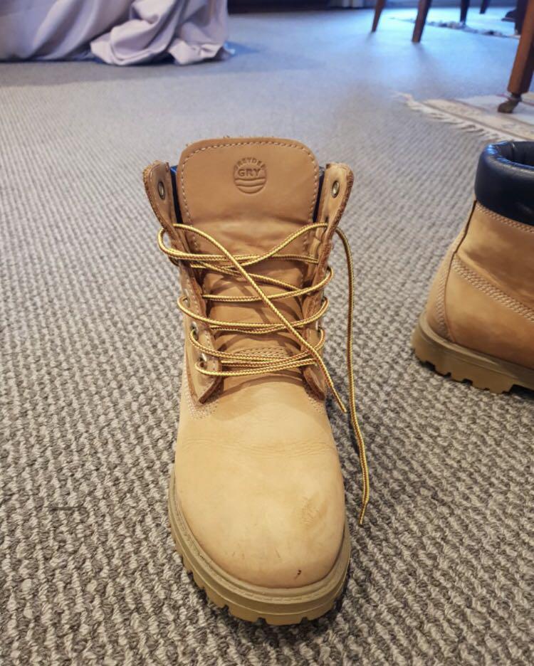 Greyder boots, Men�s Fashion on Carousell