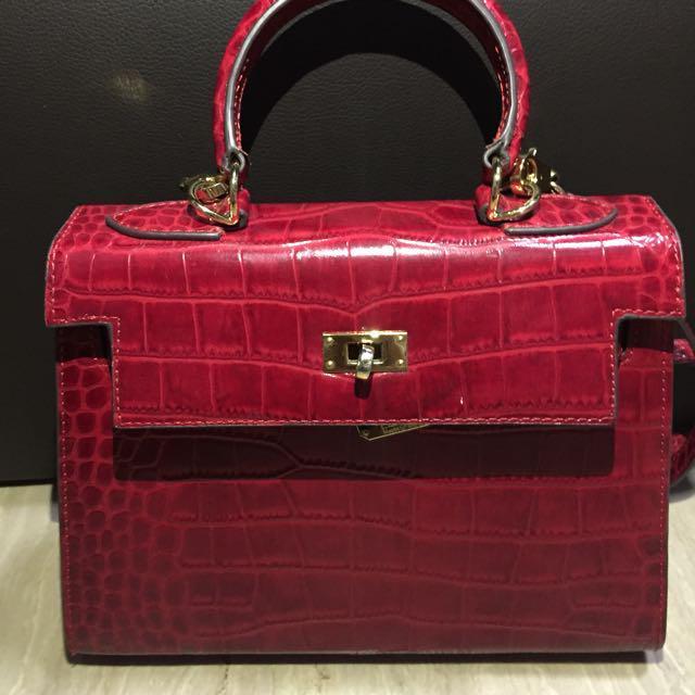 house of hello bag price