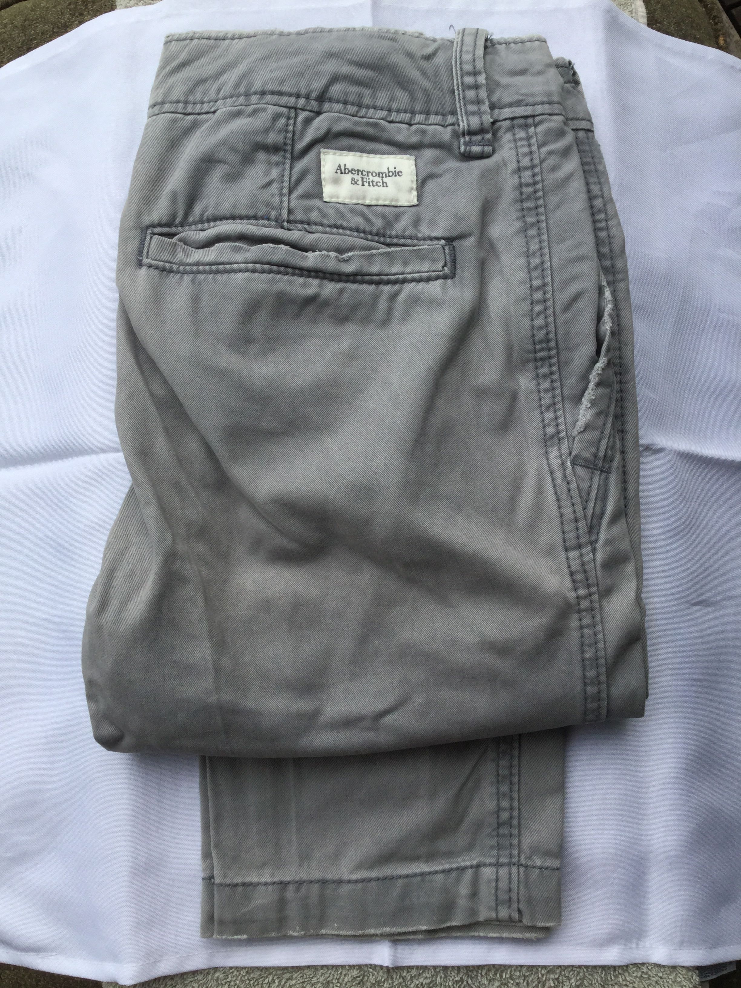 abercrombie mens chinos