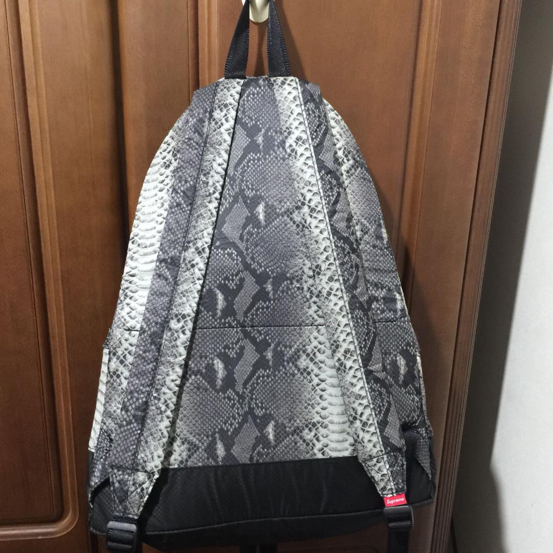 supreme the north face snakeskin lightweight day pack black