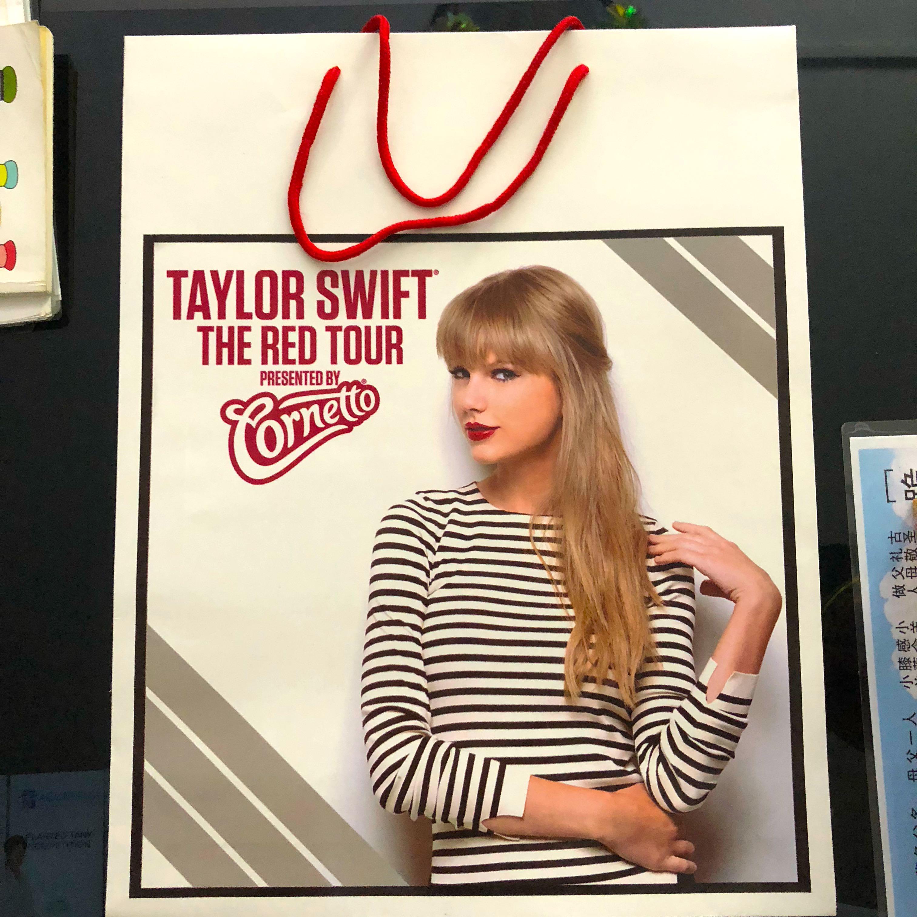 Taylor Swift Red Tour Merchandise Paper Bag Entertainment