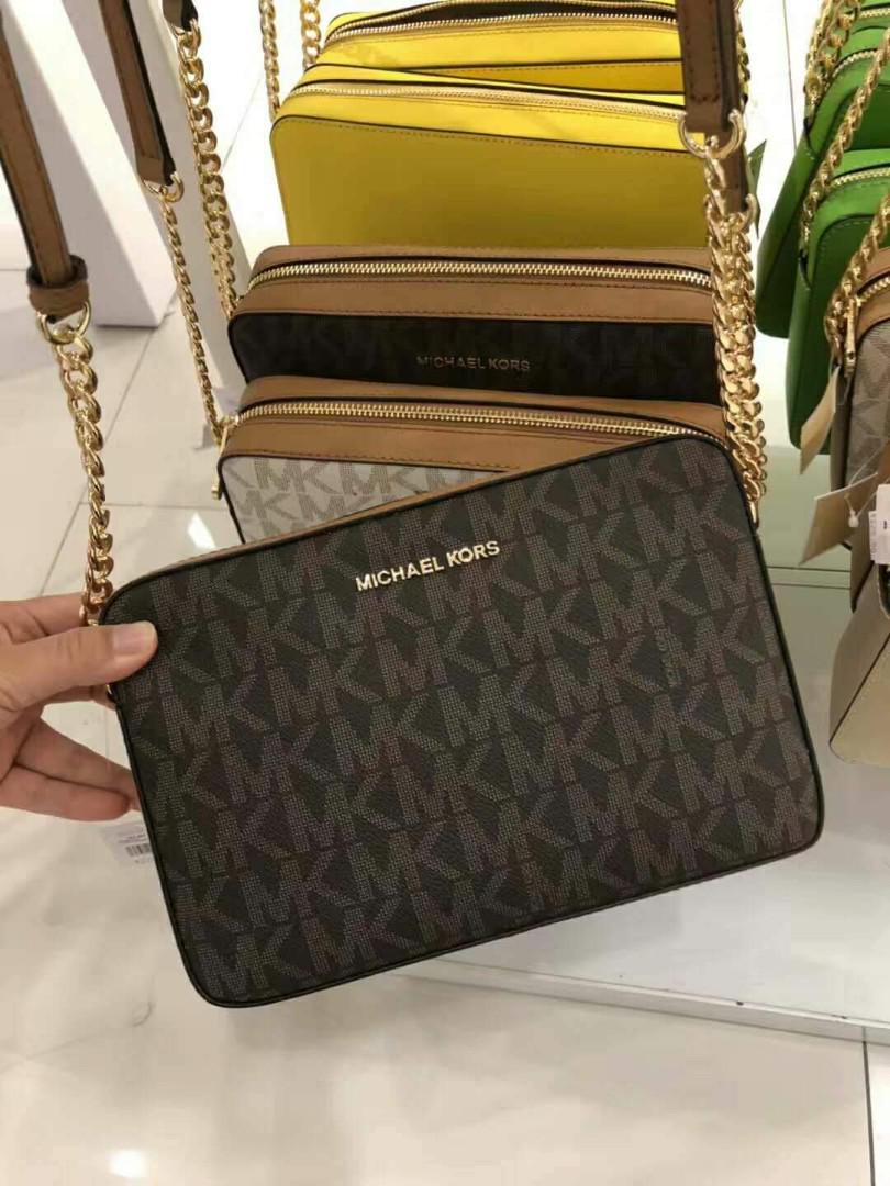 MICHAEL KORS Sling Bag Women s Fashion Bags Wallets Cross body Bags on Carousell