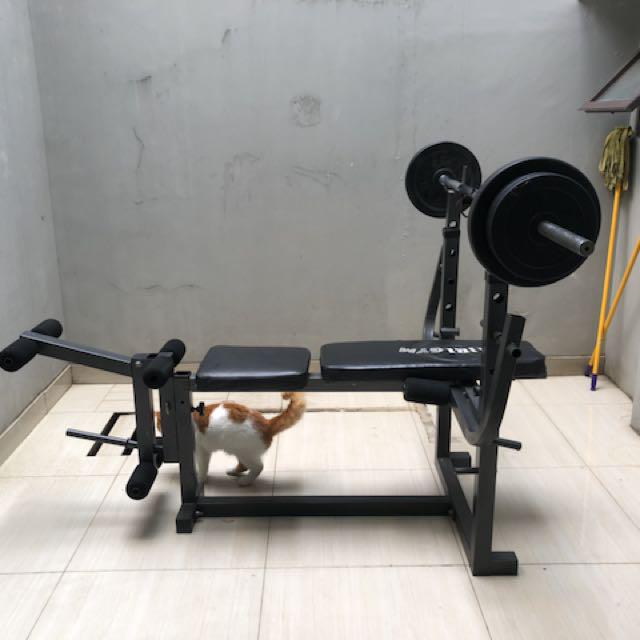 Alat bench press store