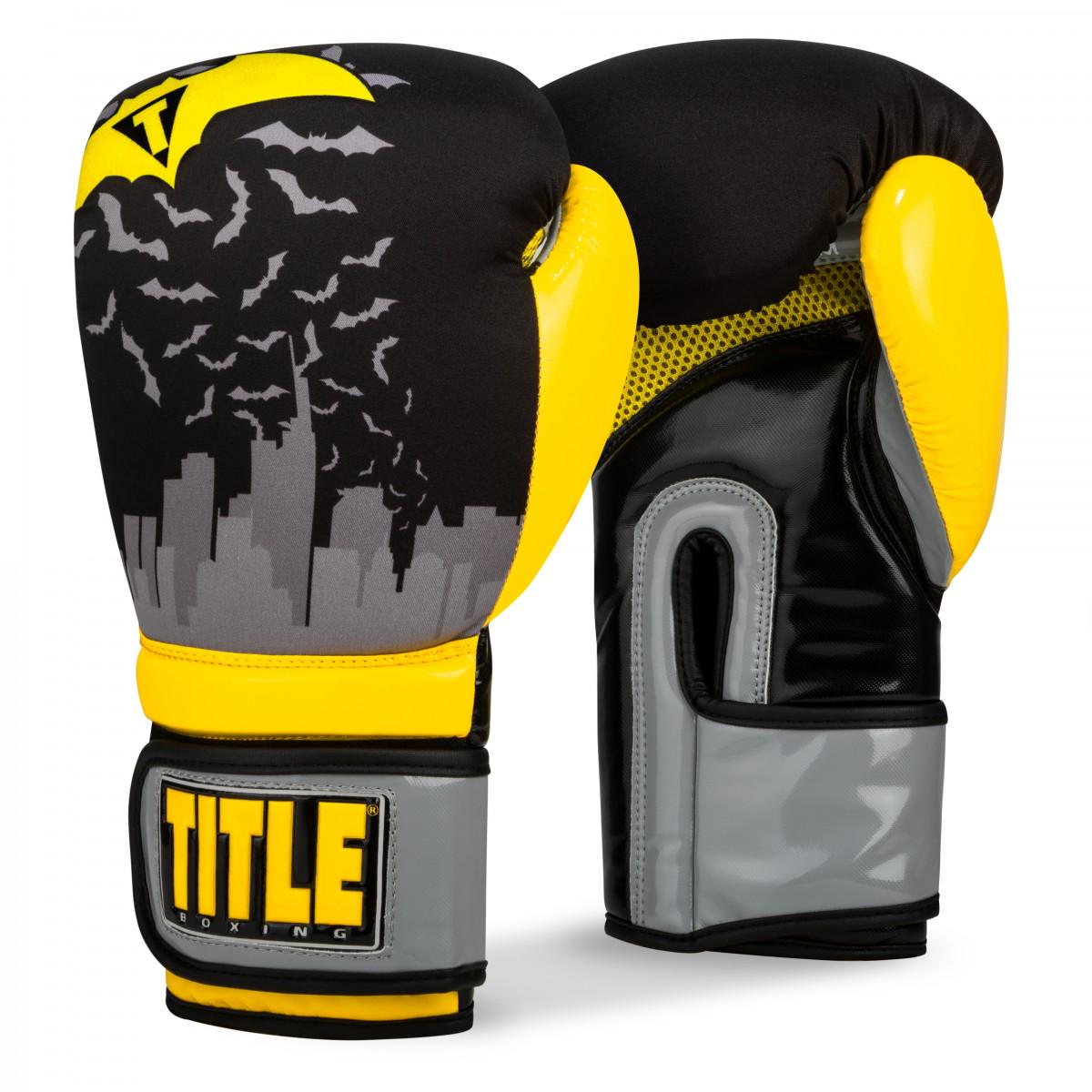 BATMAN TITLE INFUSED FOAM CRUSADER BOXING GLOVES Sports Equipment