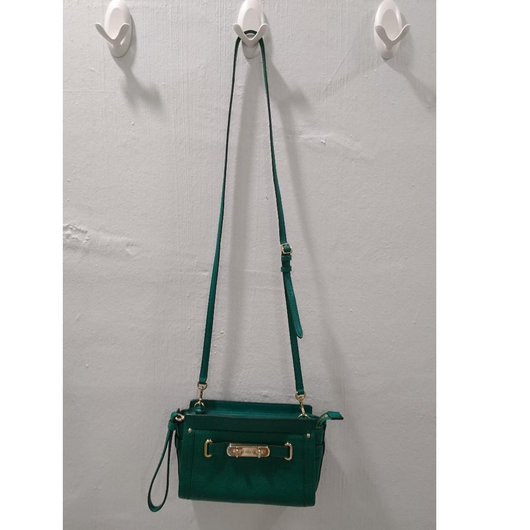 sling bag green