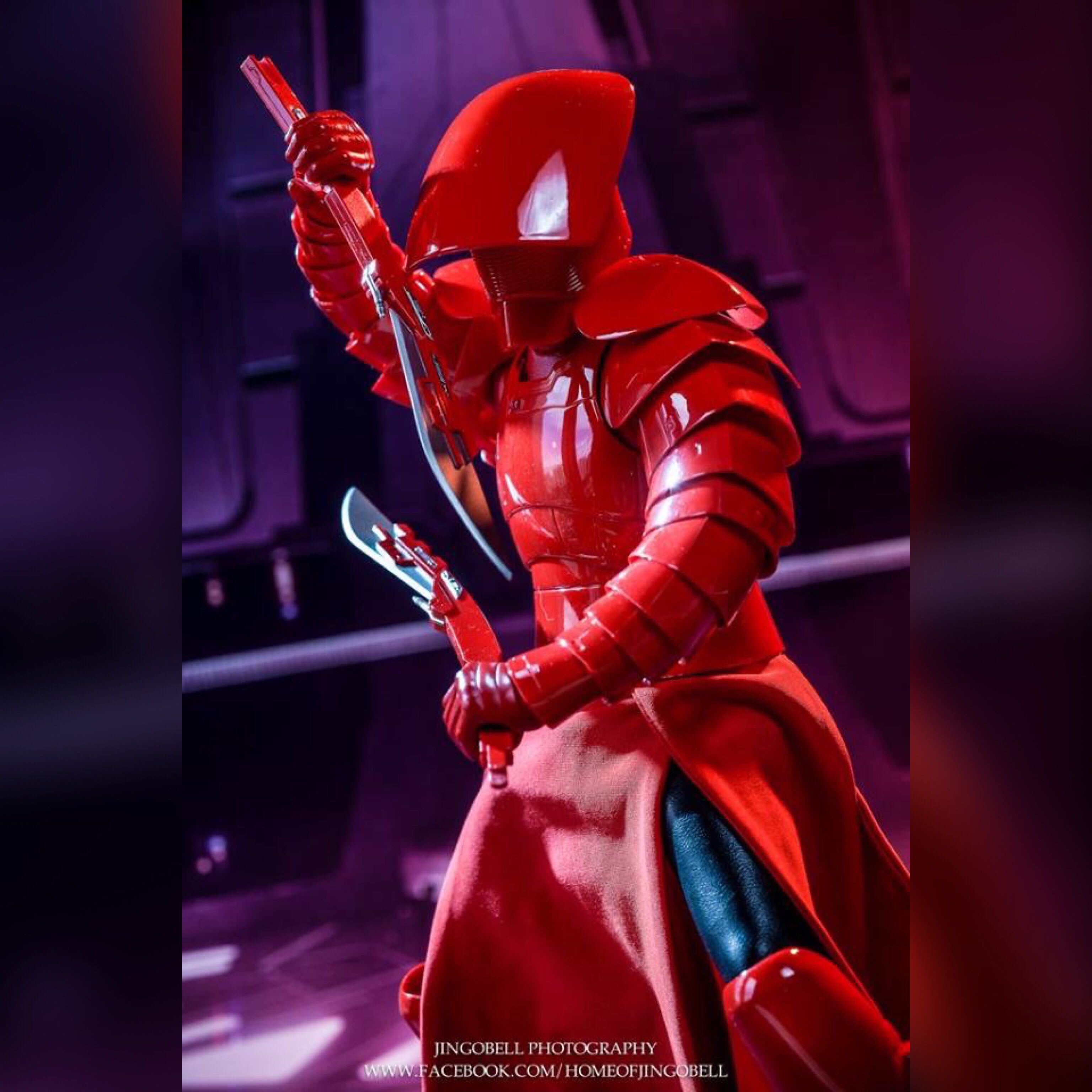 hot toys praetorian guard