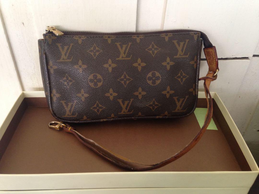 Louis vuitton makeup discount kit