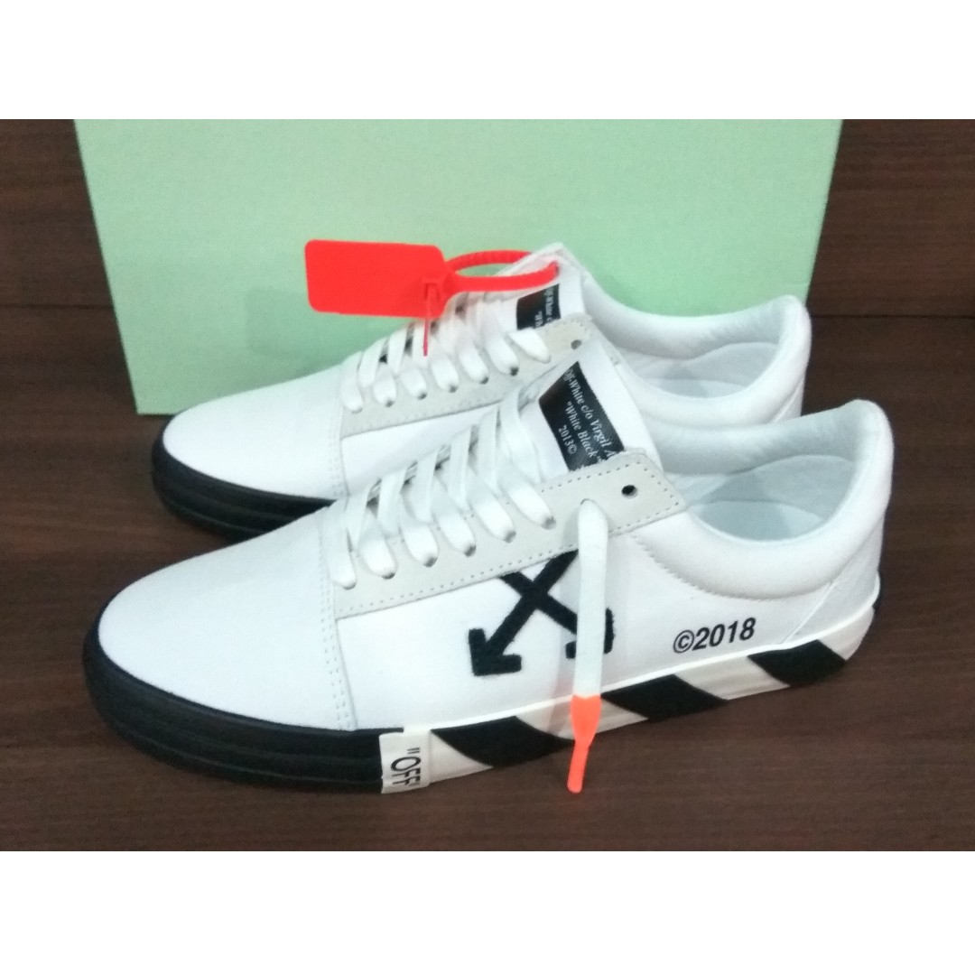 off white vulc low top white