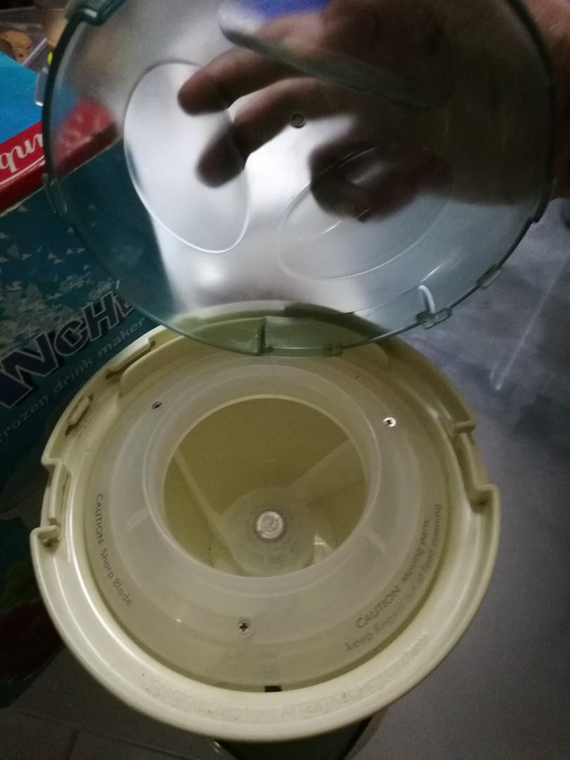 Sunbeam Avalanche Ice Shaver ( ice crusher ), TV & Home Appliances, Kitchen Appliances, Juicers