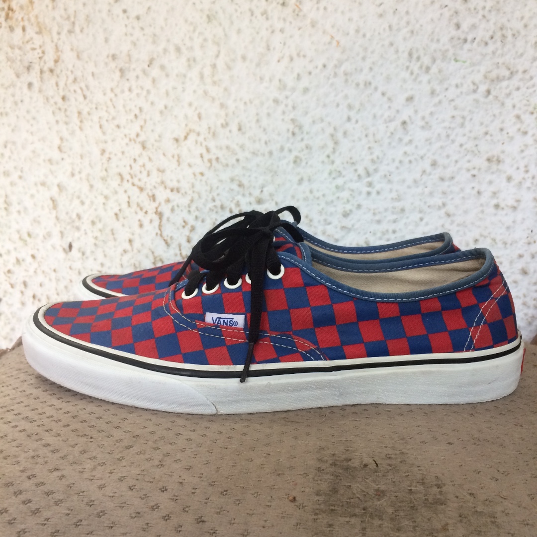 Vans authentic checkerboard on sale red blue