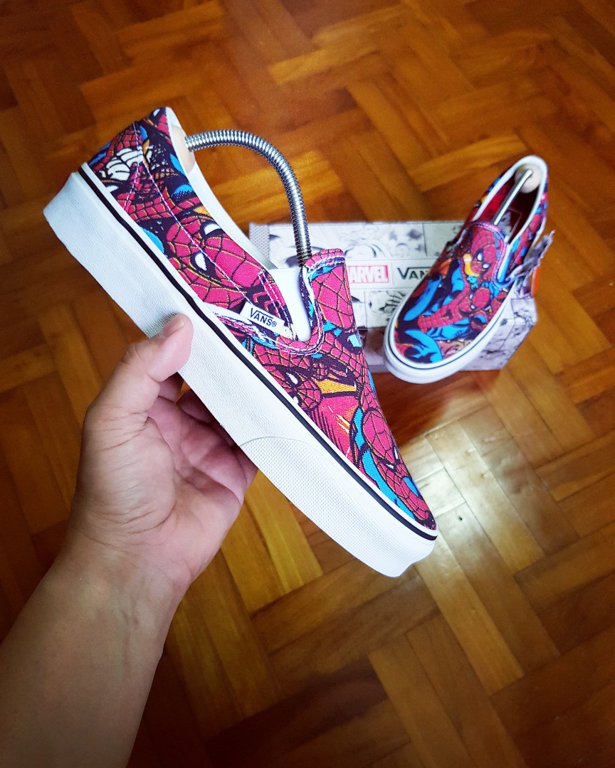 VANS Classic Slip On US7.5 Marvel Spider man Men s Fashion