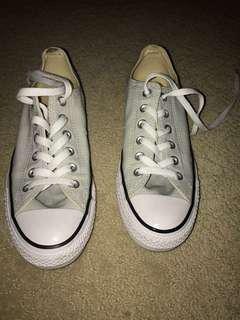 Gray Converse Shoes Size 8