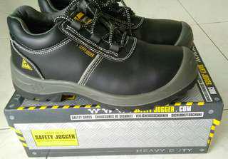 safety work shoes near me