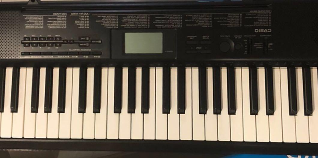 Casio Electronic Keyboard CTK1150, Hobbies & Toys, Music & Media