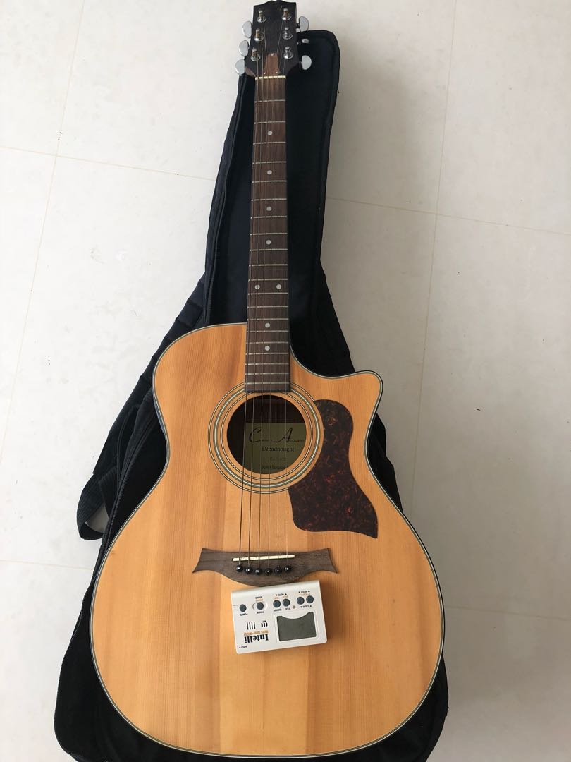 Custom made acoustic guitar with bag and tuner, Hobbies & Toys, Music